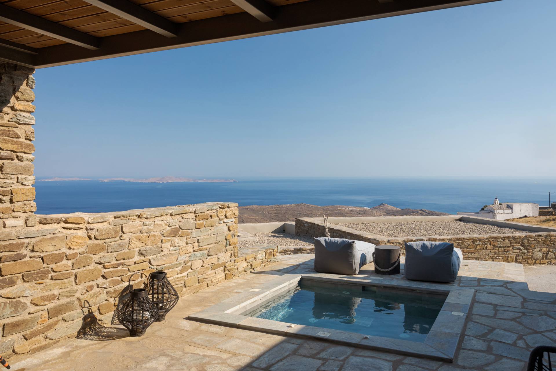 VivianSuites Fos 83