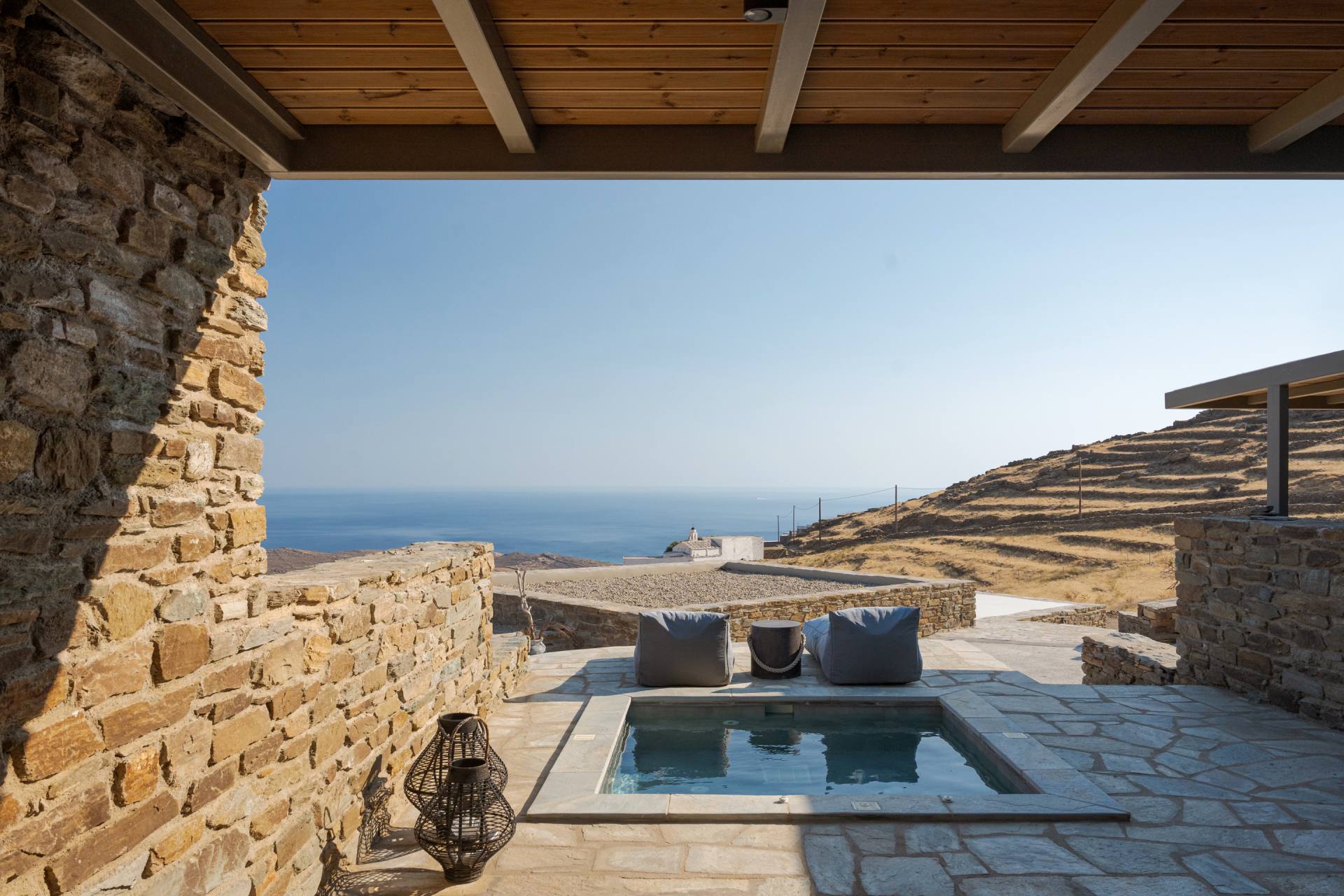 VivianSuites Fos 84